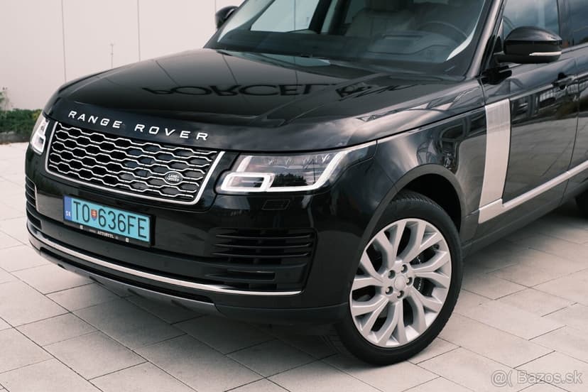 Land Rover Range Rover P400e Vogue
