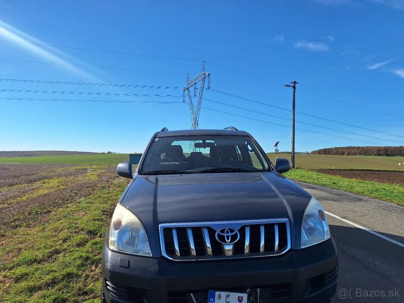 TOYOTA LAND CRUISER 3.0 DIESEL 4X4 UZÁVIERKU MÁ