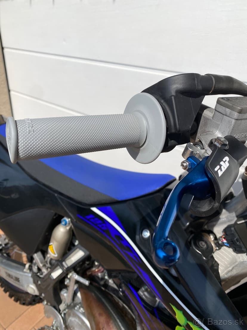 Yamaha YZ 125 Monster Edition