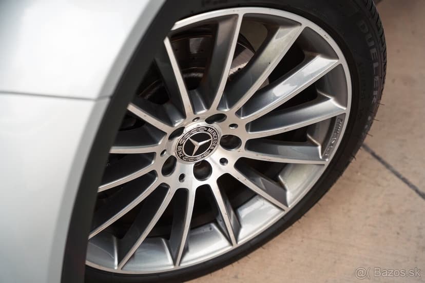 Mercedes-Benz GLA 250 4 Matic AMG Line