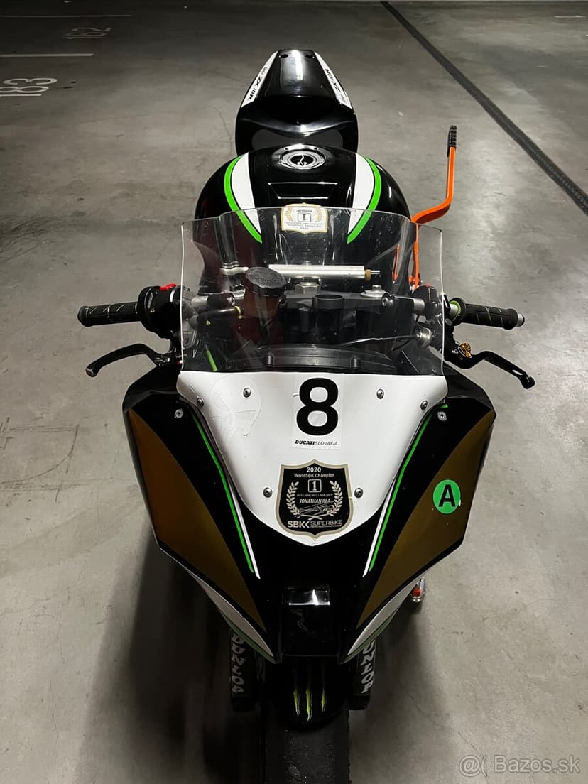 KAWASAKI ZX10R