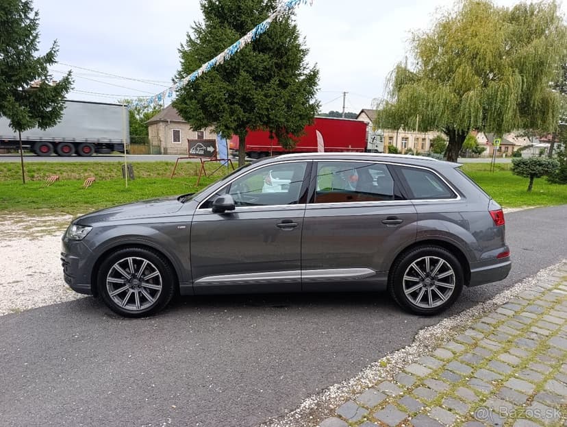 Audi Q7 3.0TDI 200kW/272PS, Quattro, Nočné videnie, S-Line