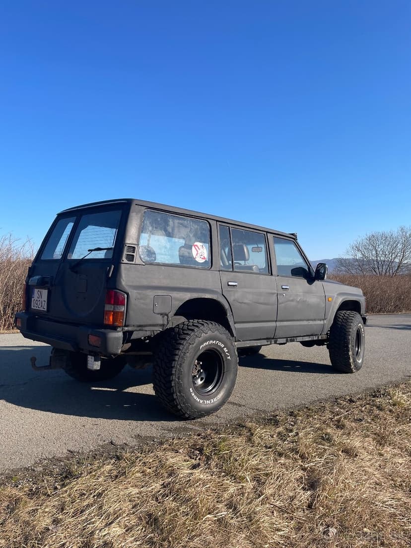 Nissan Patrol y60