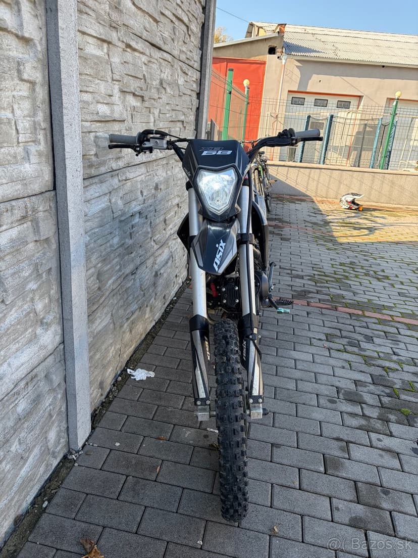 Asix XB68 125+ZARUKA