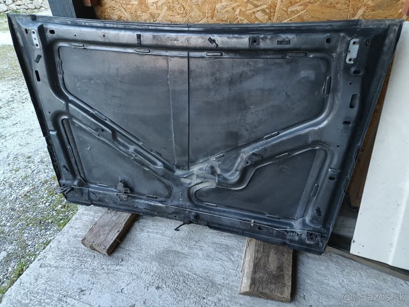 Jeep Cherokee XJ kapota