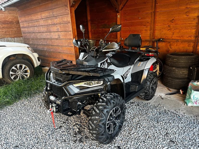 Predám/ vymením Linhai 650 pro max 2024