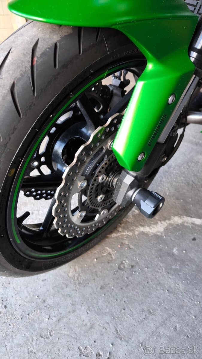Kawasaki Z800 ABS