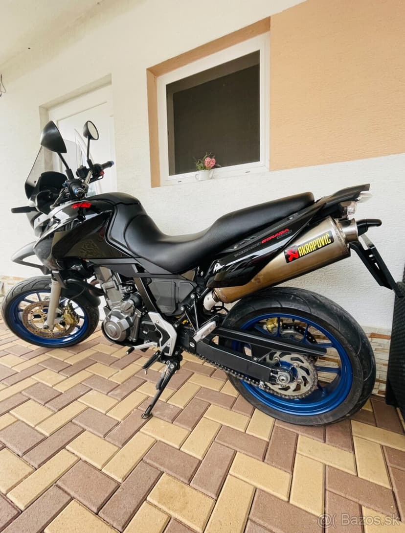 Aprilia Pegaso Strada 660 Top Stav