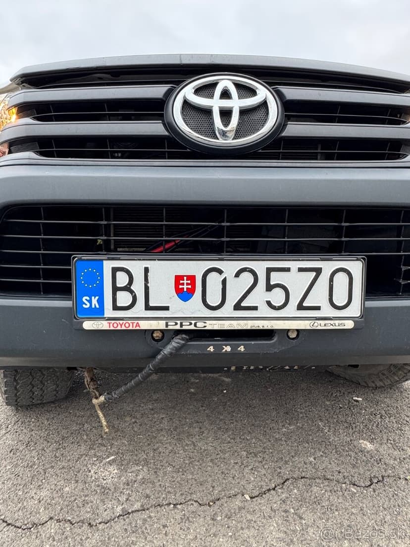 Toyota hilux 2.4