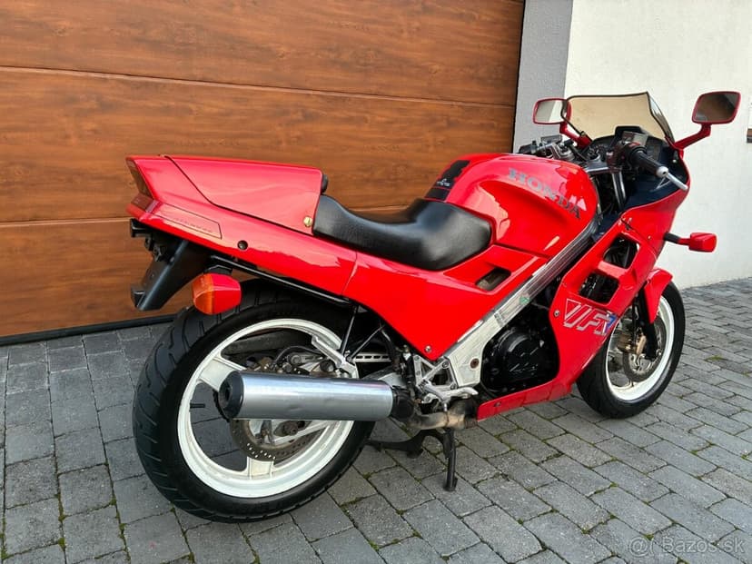 Honda Vfr700F 1986