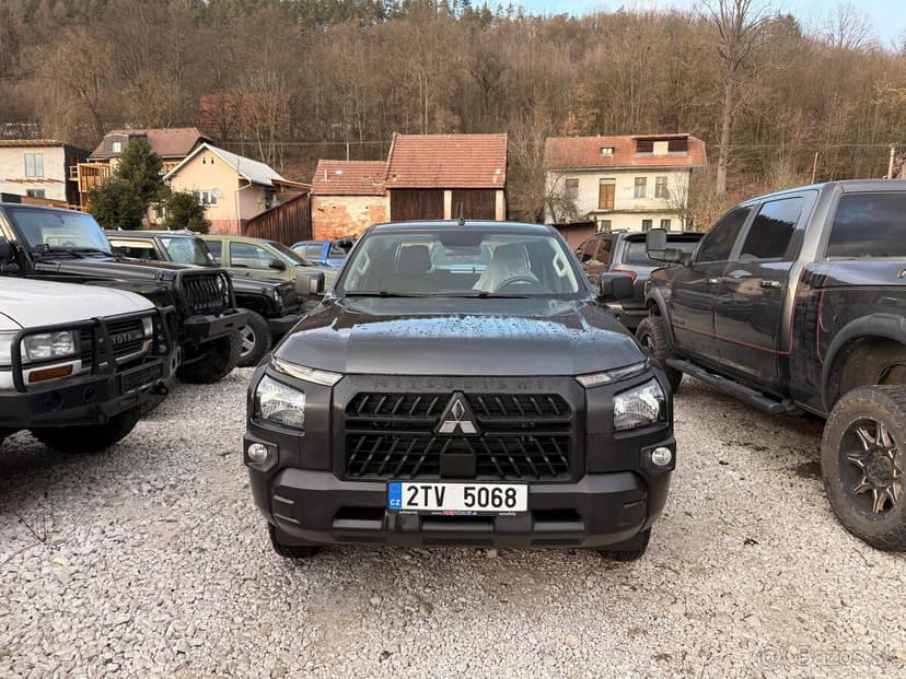 2026 Mitsubishi L200 2,4 benzin manual Predvadzacka DPH