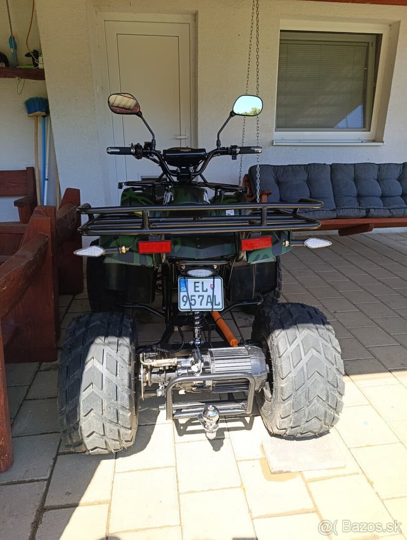 Predám štvorkolku HECHT56155ARMY