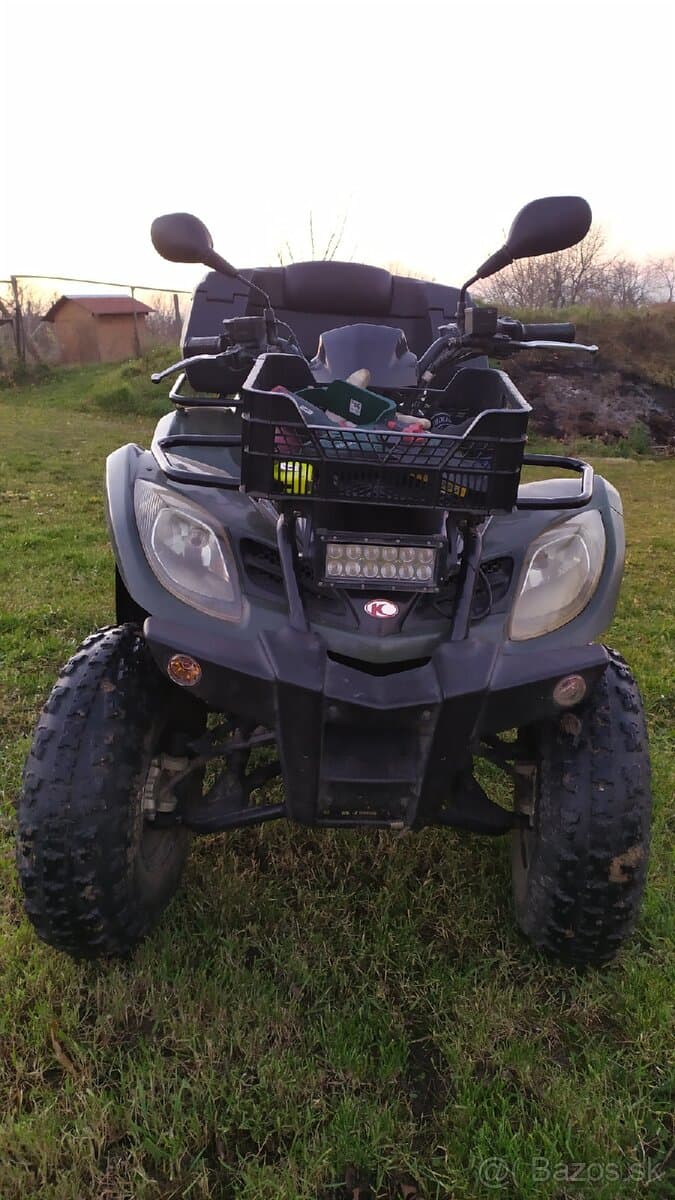 Predám štvorkolku Kymco MXU 300