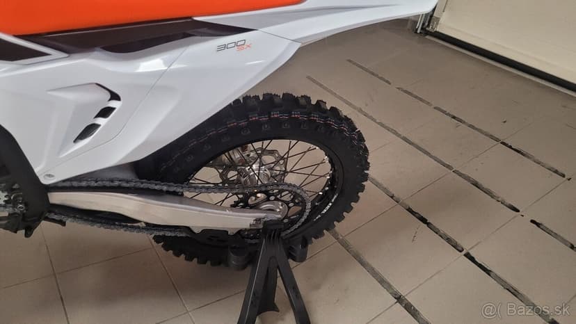 KTM 300 SX 2024 za 8900 eur chcete ho ?