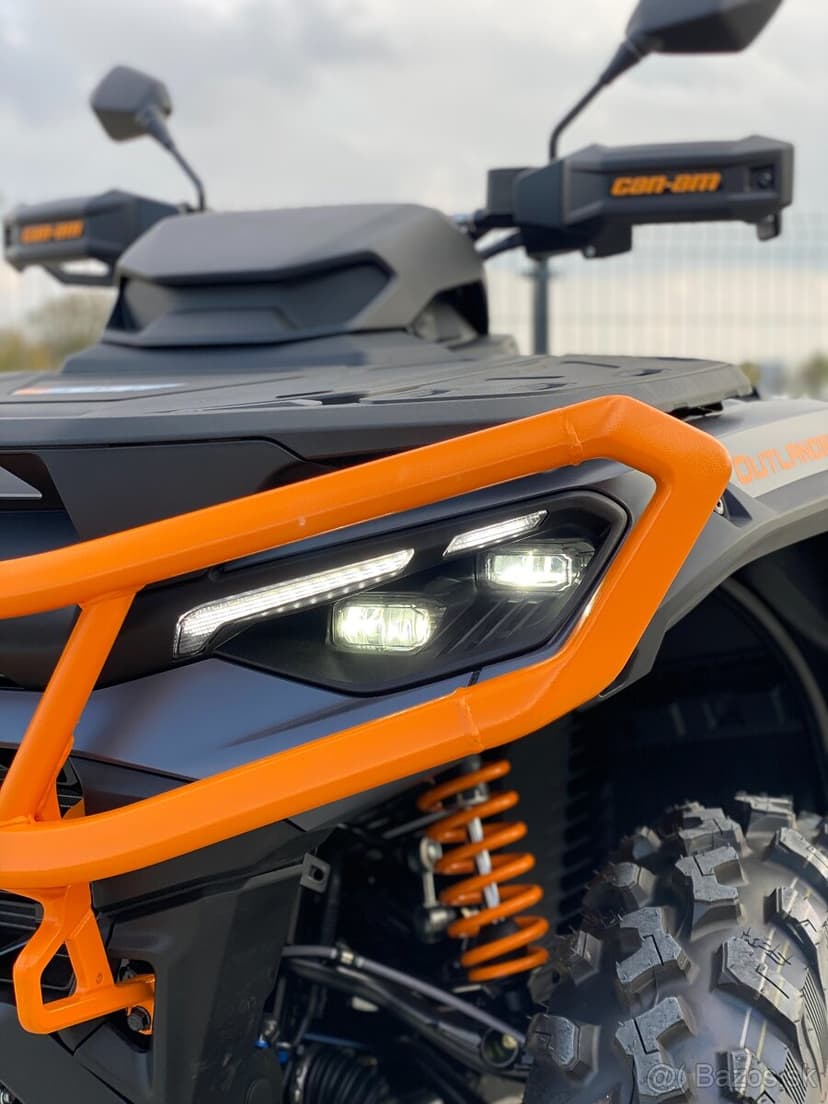 CAN-AM OUTLANDER 1000R XT-P T T3b