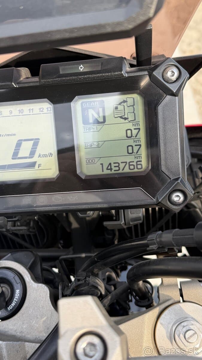 Prodám Yamaha mt 09 tracer r.v 2015