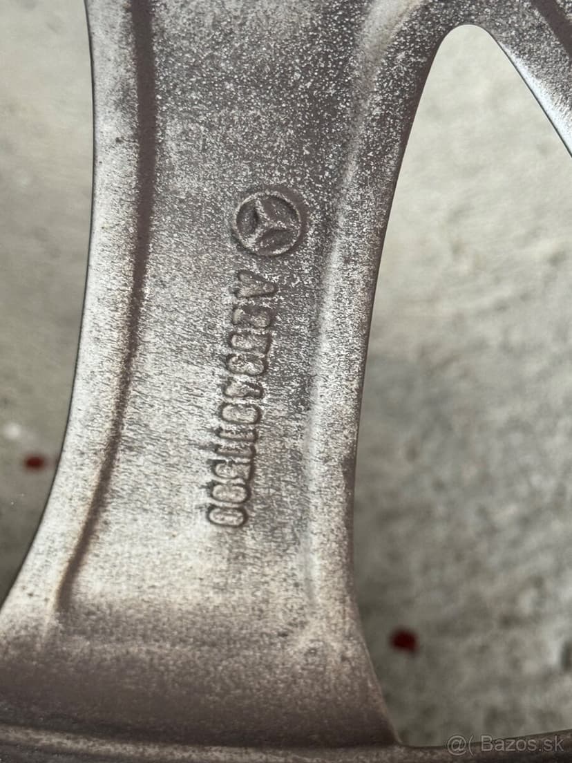 Originál zimná sada Mercedes GLC