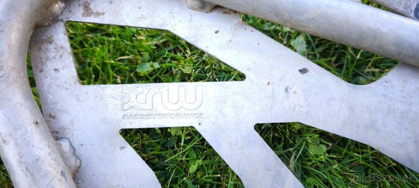 Can am renegade naslapy