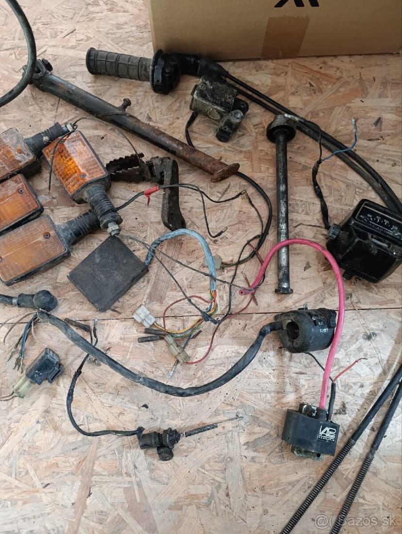 Diely na yamahu dt 125