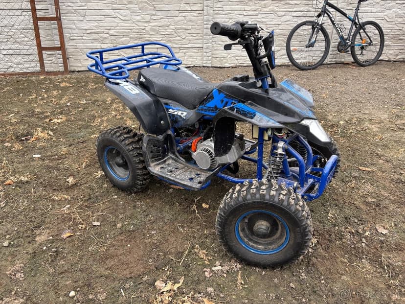 Detská benzínová štvorkolka 50 cm3