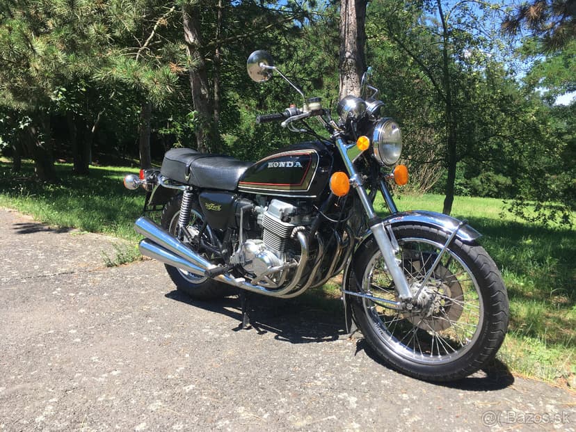 Honda CB750 Four K7, r.v. 1977 s TP