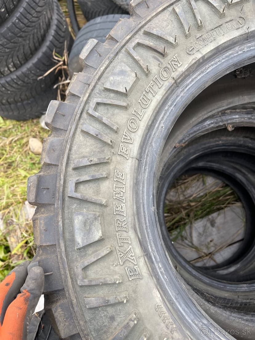 Offroad pneu truck 2000 245/70 r16