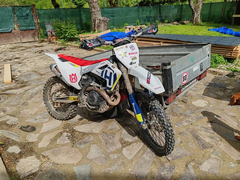 Vymením za 2t 300, 250