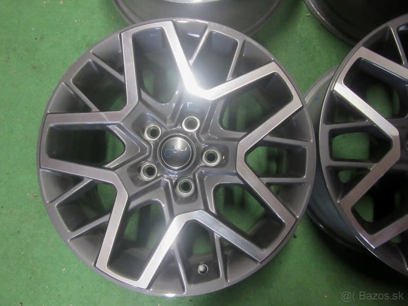 R18 hliníkové disky JEEP rozteč 5x127 7,5x18 et44,45