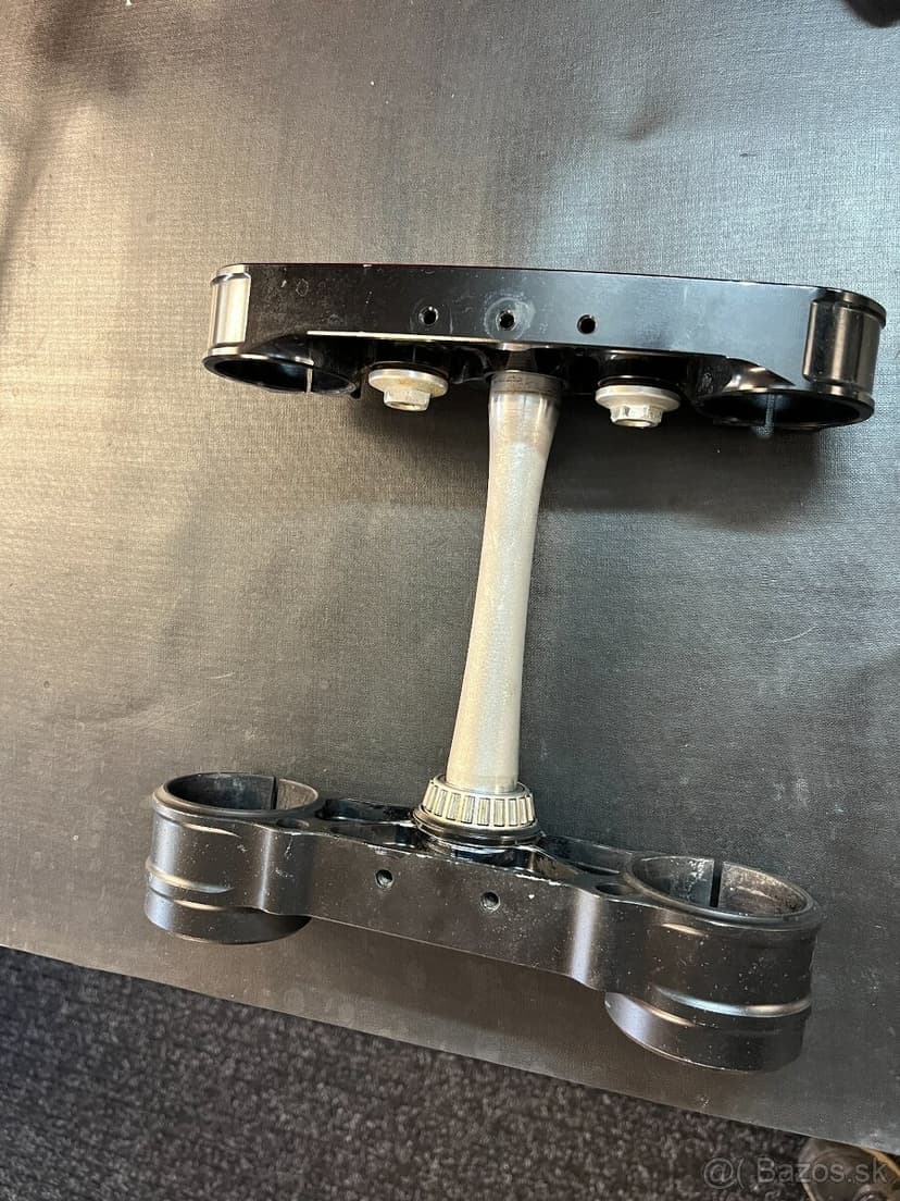 Predam diely z KTM sxf 350 2018, ale pasuju aj na ine modely