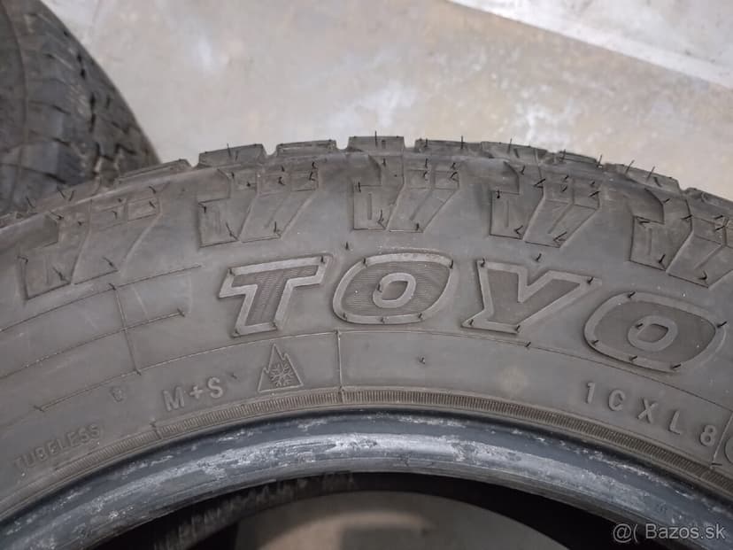 235/65 R17 108H Toyo open country A/T