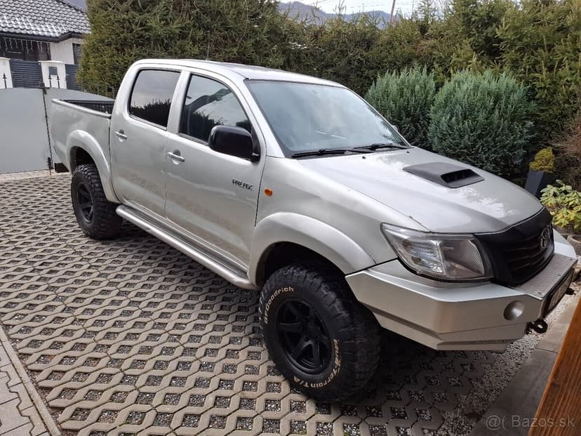Toyota Hilux 2,5 D-4D,r.v  2012