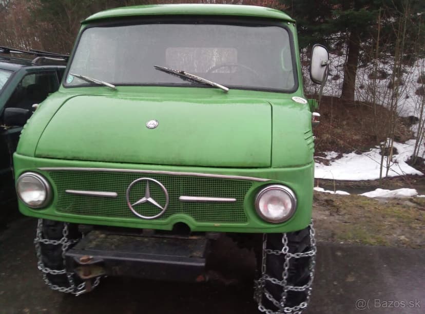 Mercedes Benz Unimog