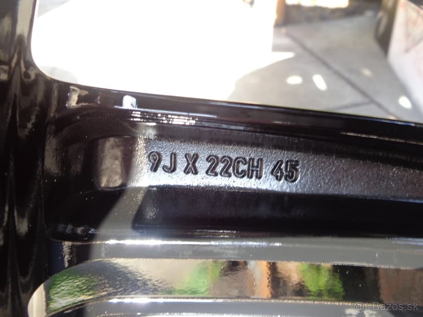 Range Rover Land Rover Velar aludisky