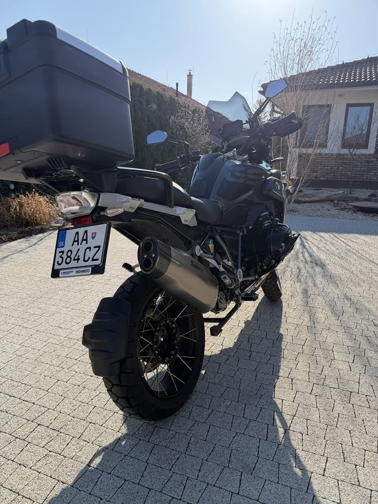 BMW R1250GS 100 Years 2023 – 2 385 km + Helma SCHUBERT