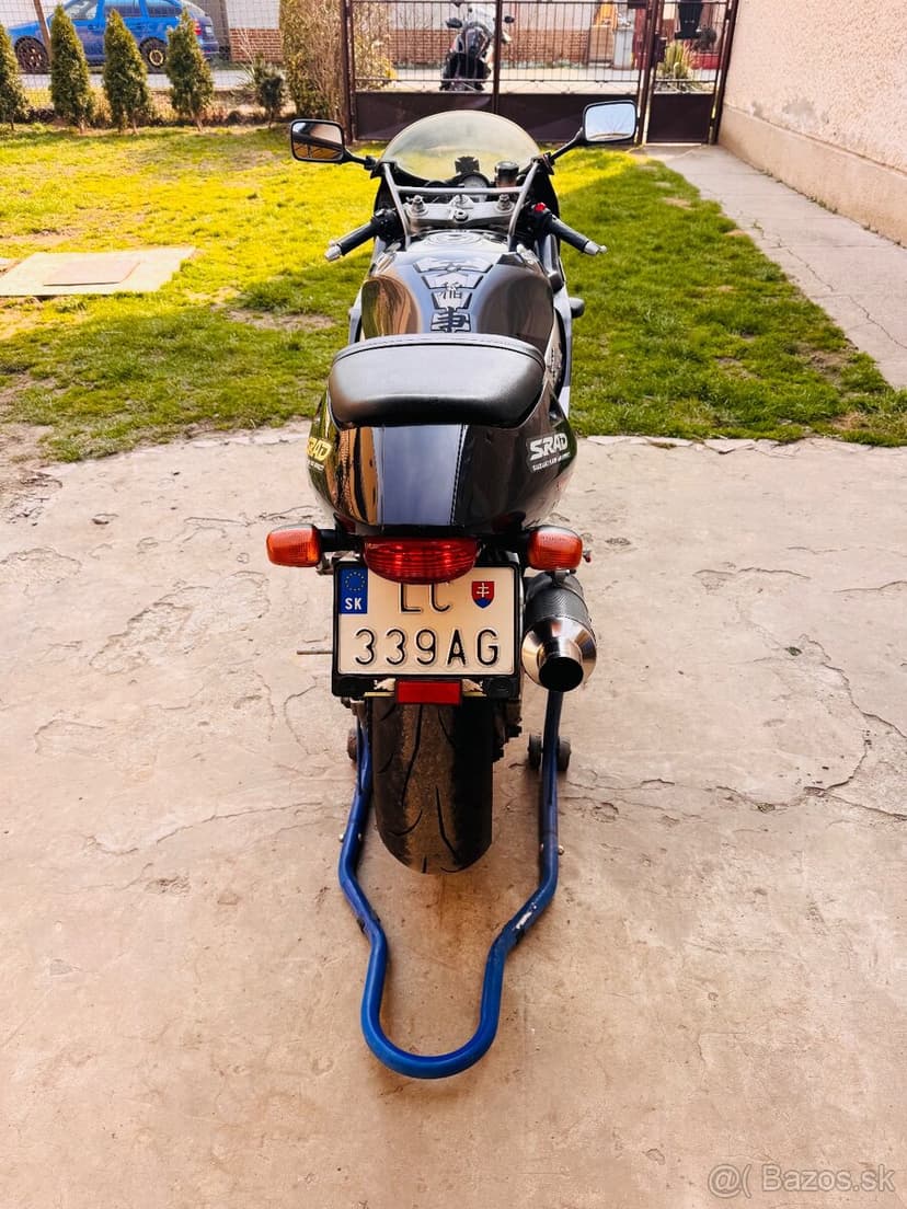 Suzuki GSXR 750 rv.99