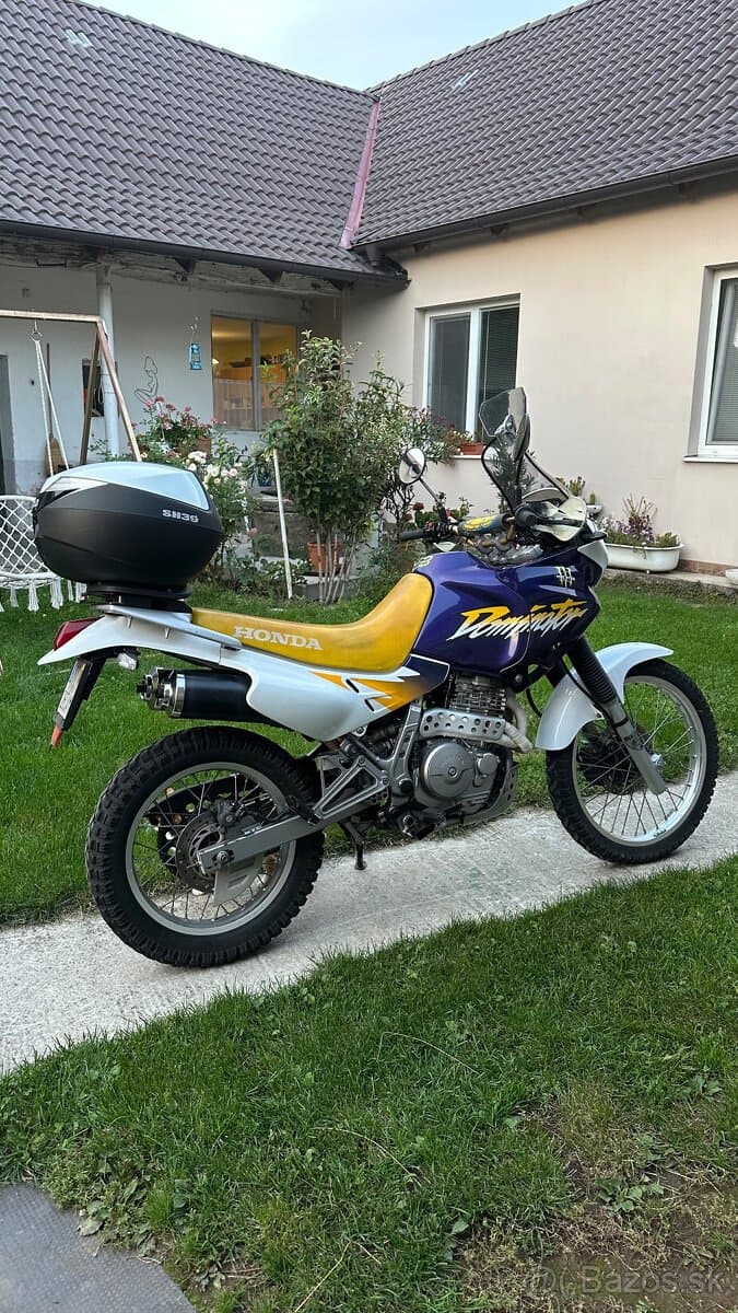 Honda NX 650 Dominator