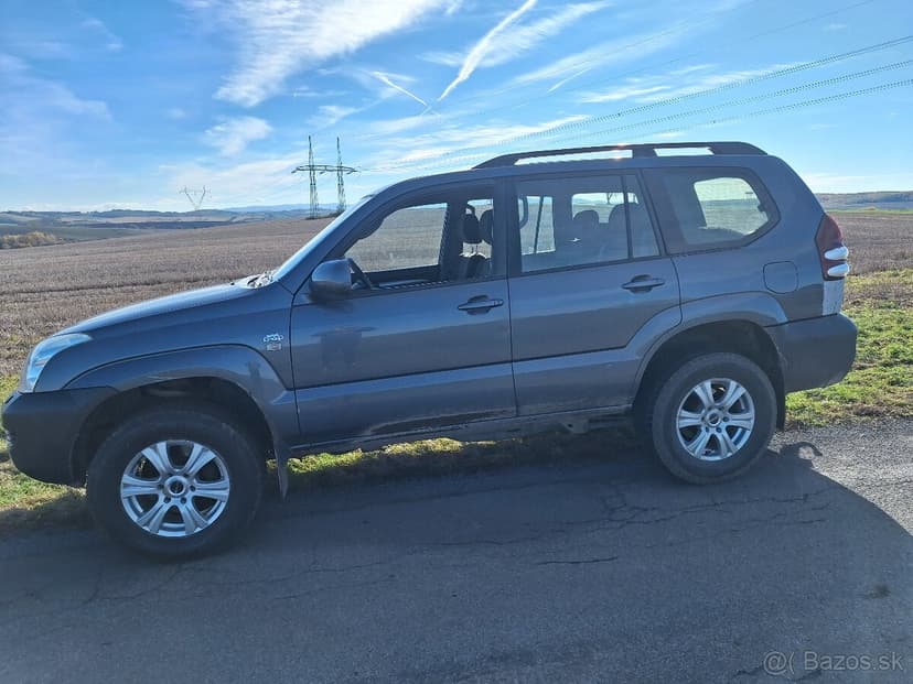 TOYOTA LAND CRUISER 3.0 DIESEL 4X4 NOVA STK EK 2027