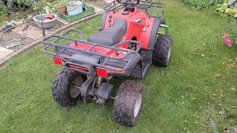 Predám detskú štvorkolku 125cc (nový motor)