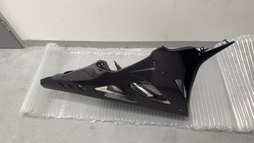 100% carbon kryt BMW S1000RR K67
