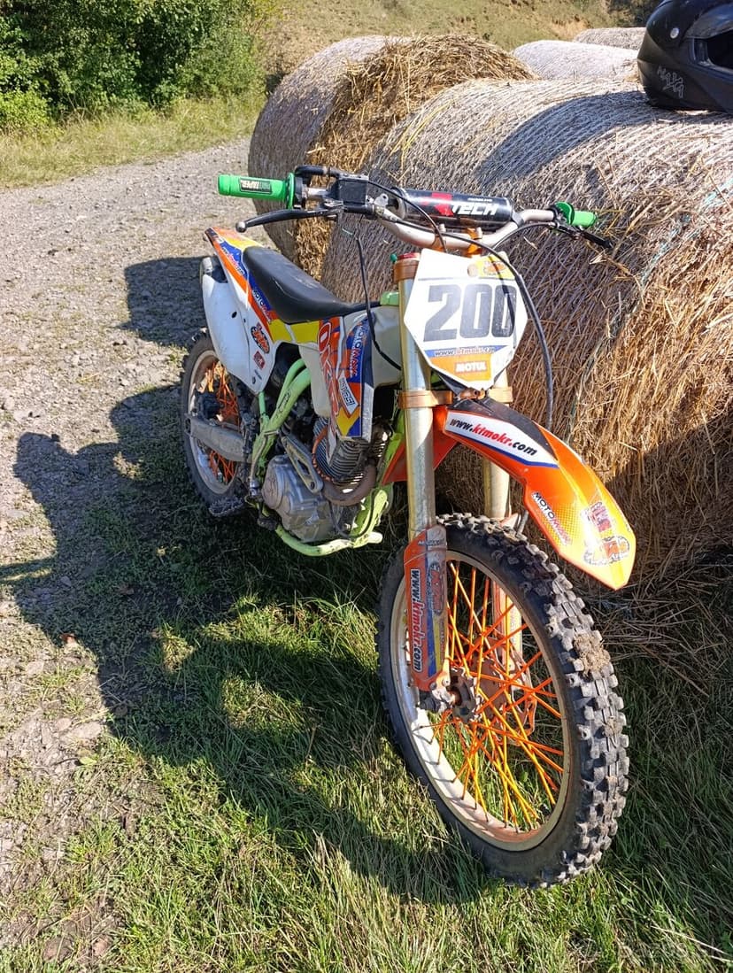 Predám pitbike 250