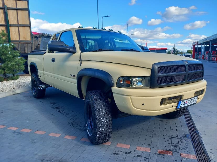 Dodge Ram 5.2 V8 4x4 lpg pick-up