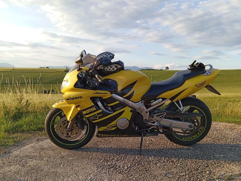 Honda CBR 600 F4