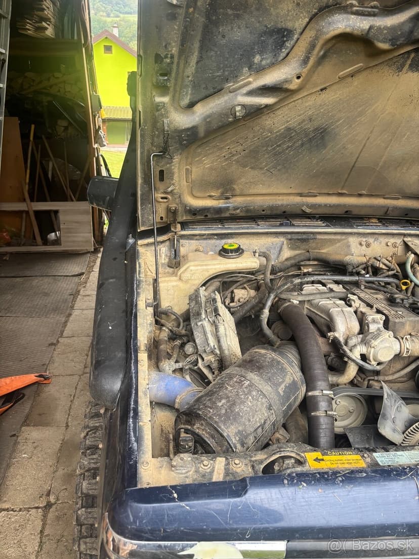 jeep chceekee 2,5td predfacelift