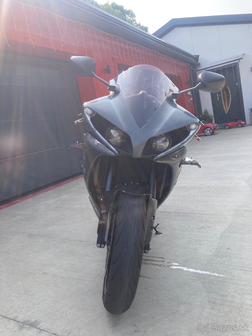 Yamaha R1, Big Bang, Facelift