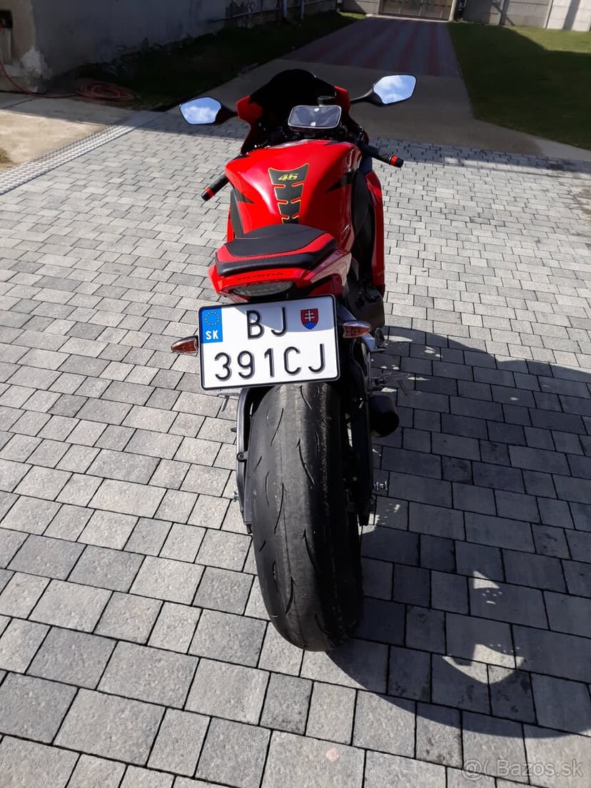 Honda cbr 1000rr sc59
