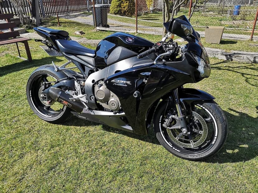 Honda cbr 1000rr