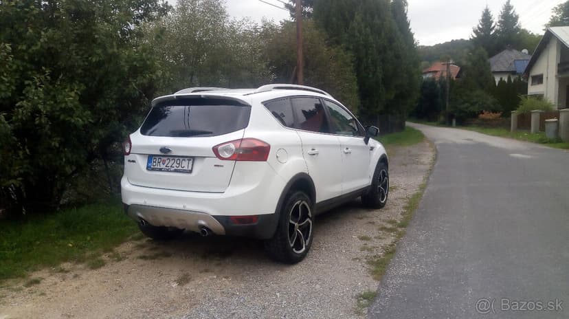 Ford Kuga 2.0 TDCI 4x4 100kw, ťažné