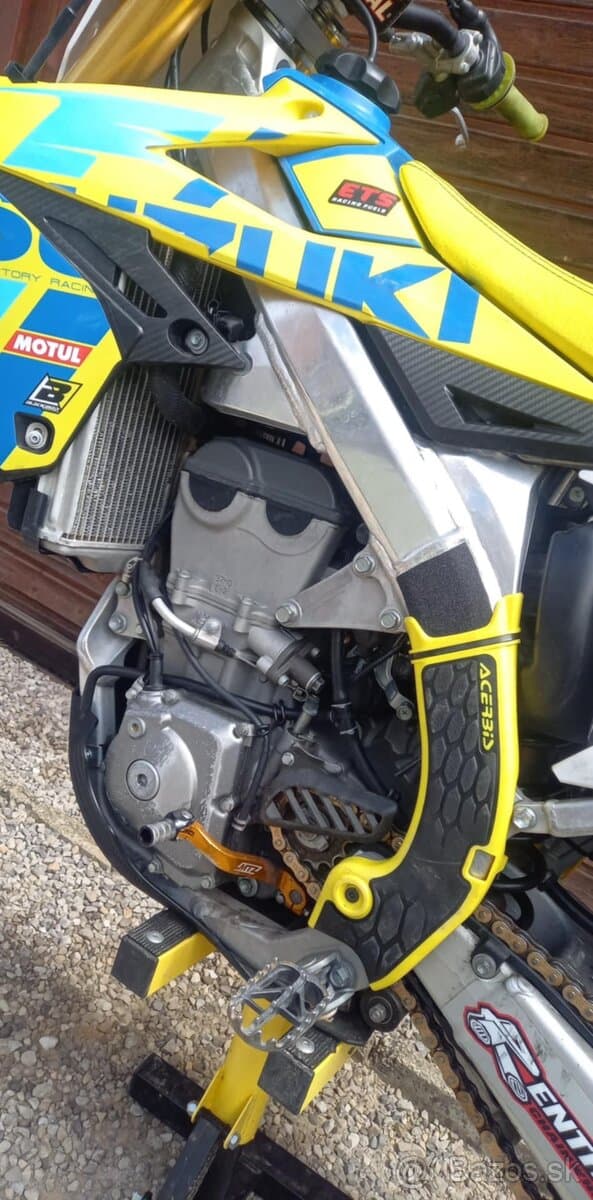 Suzuki RMZ 450 2022