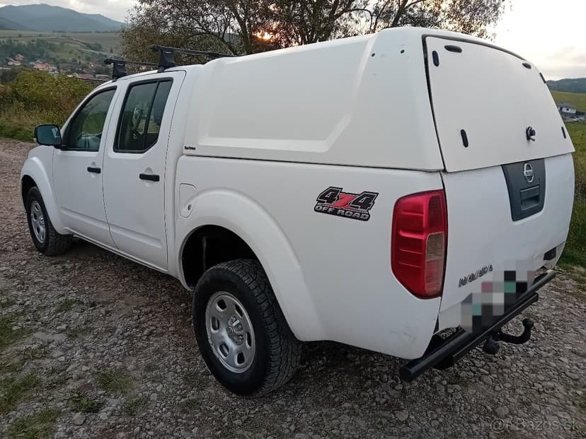 Predám Nissan Navara 4x4 2,5 dci 2013 DPH nová STK