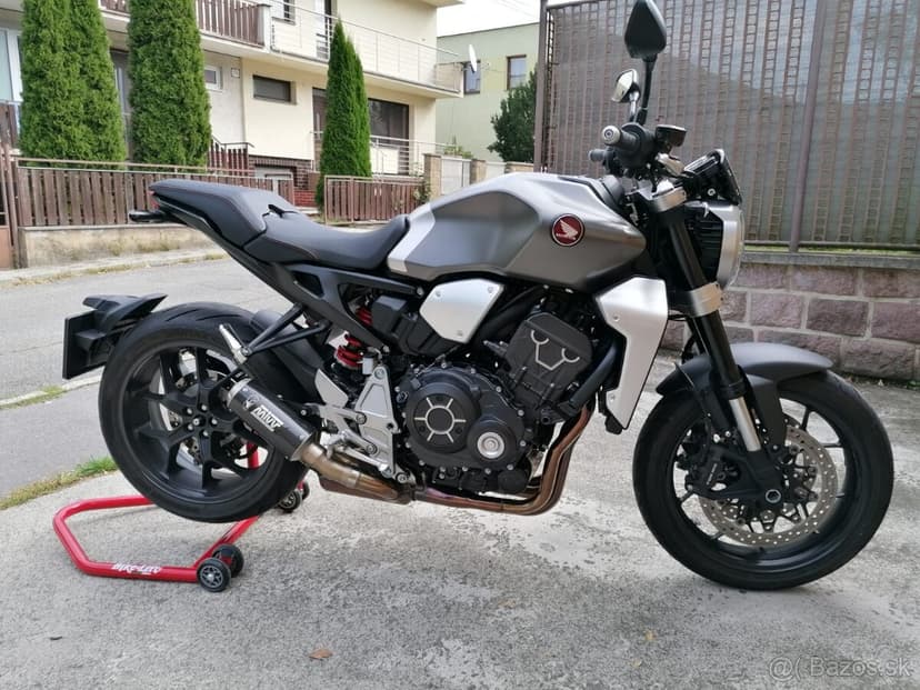 HONDA CB1000R --- len 9000 km QUICKSHIFTER